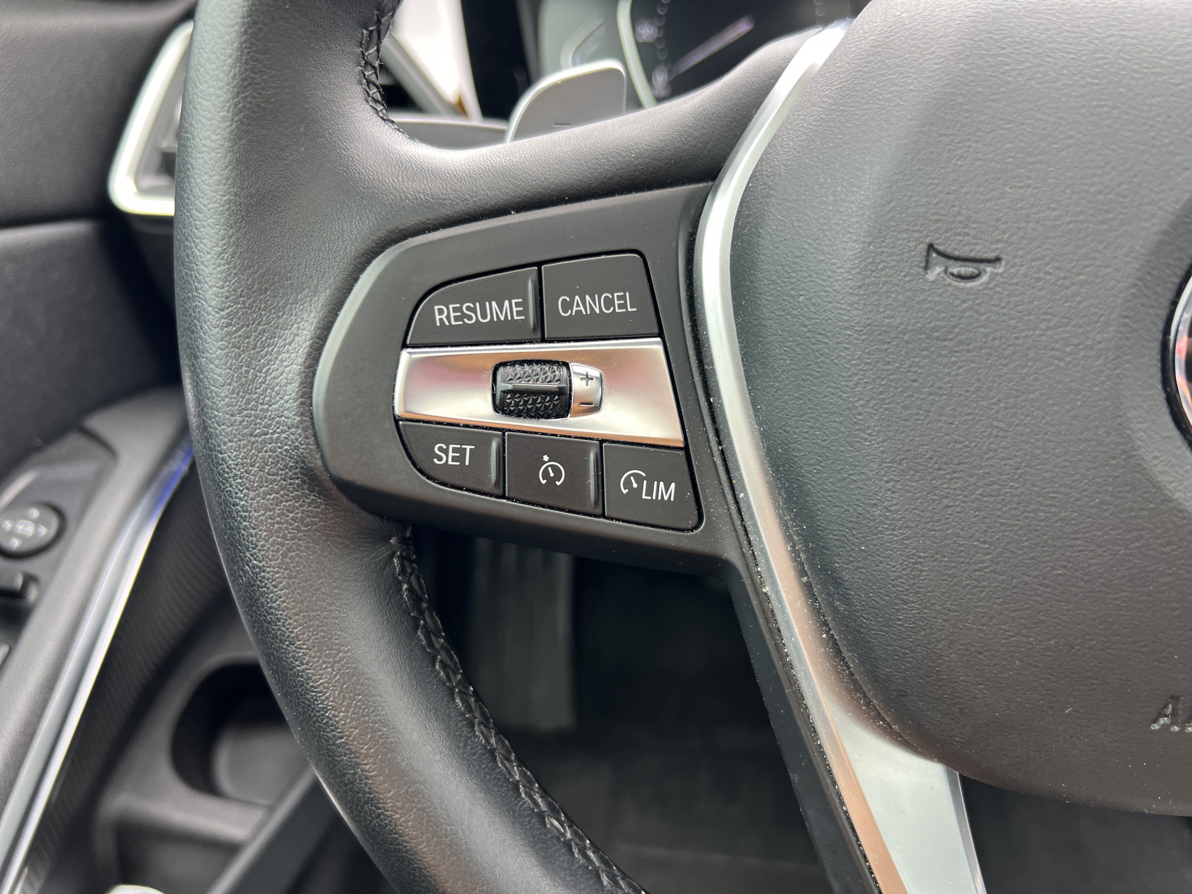 Used 2021 BMW 330i Sedan w/ Driving Assistance Package RWD image 19