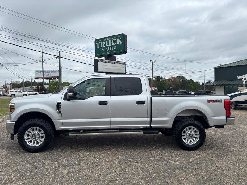 Used 2019 Ford F250 XL w/ STX Appearance Package image 2