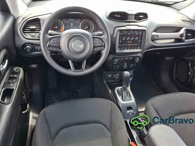 Used 2019 Jeep Renegade Altitude w/ UConnect 8.4 Nav Group AWD/4WD image 11