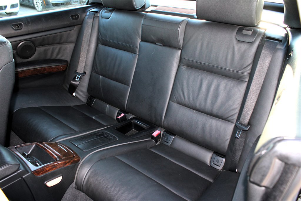 Used 2008 BMW 335i Convertible image 23