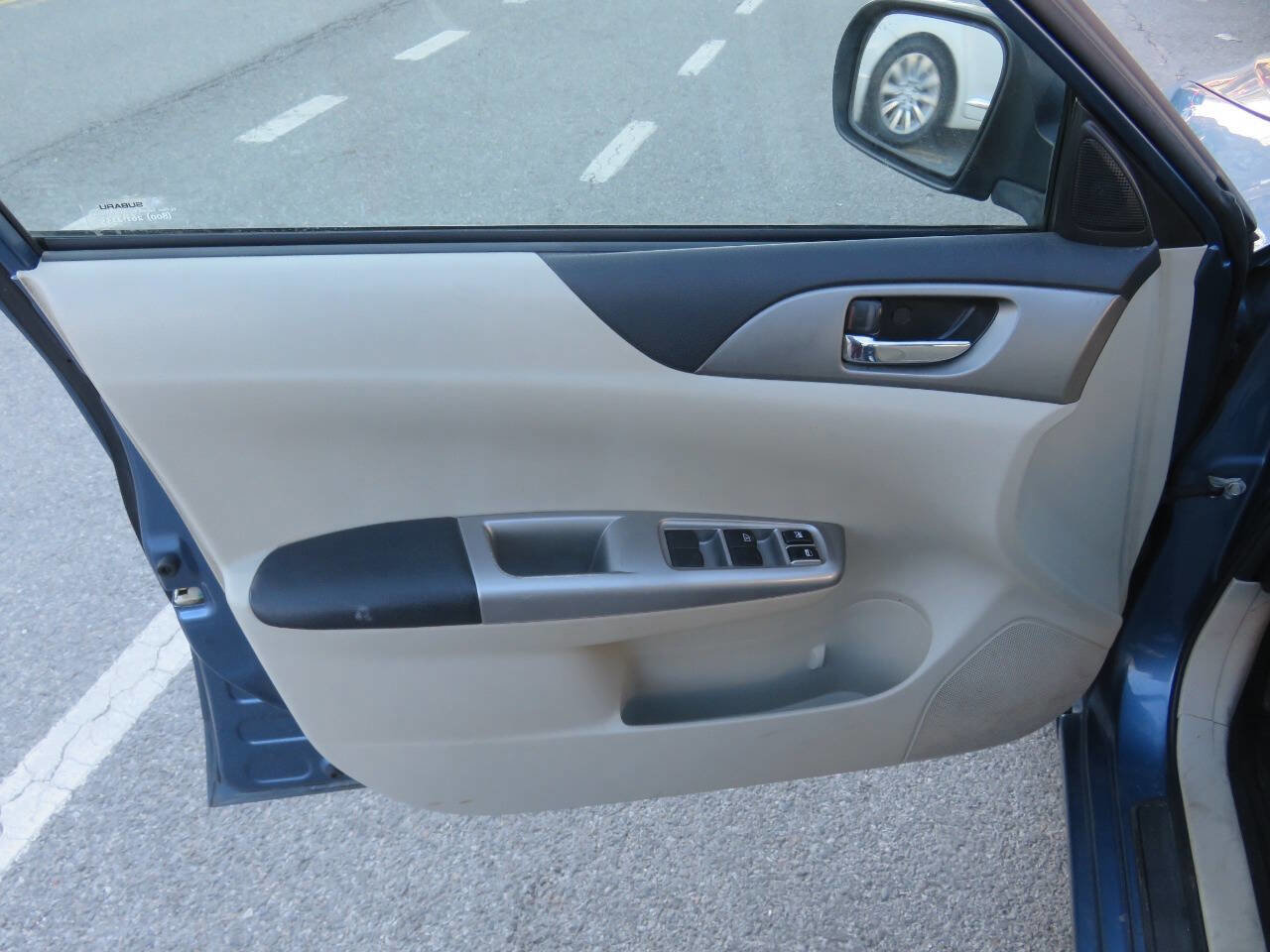 Used 2010 Subaru Impreza 2.5i Premium image 22