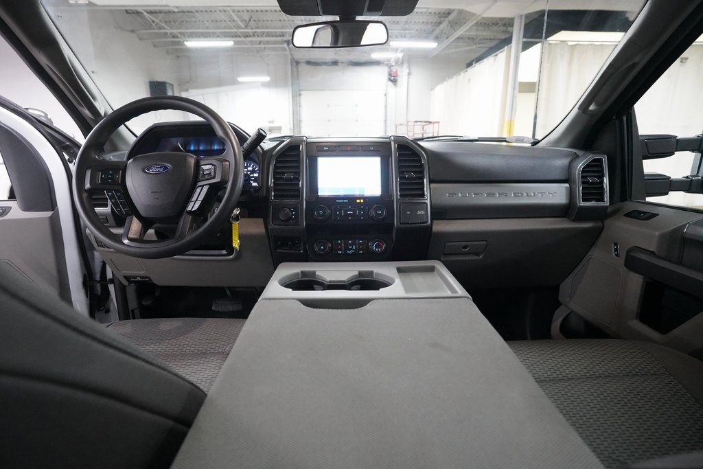 Used 2022 Ford F250 XLT w/ XLT Premium Package image 5