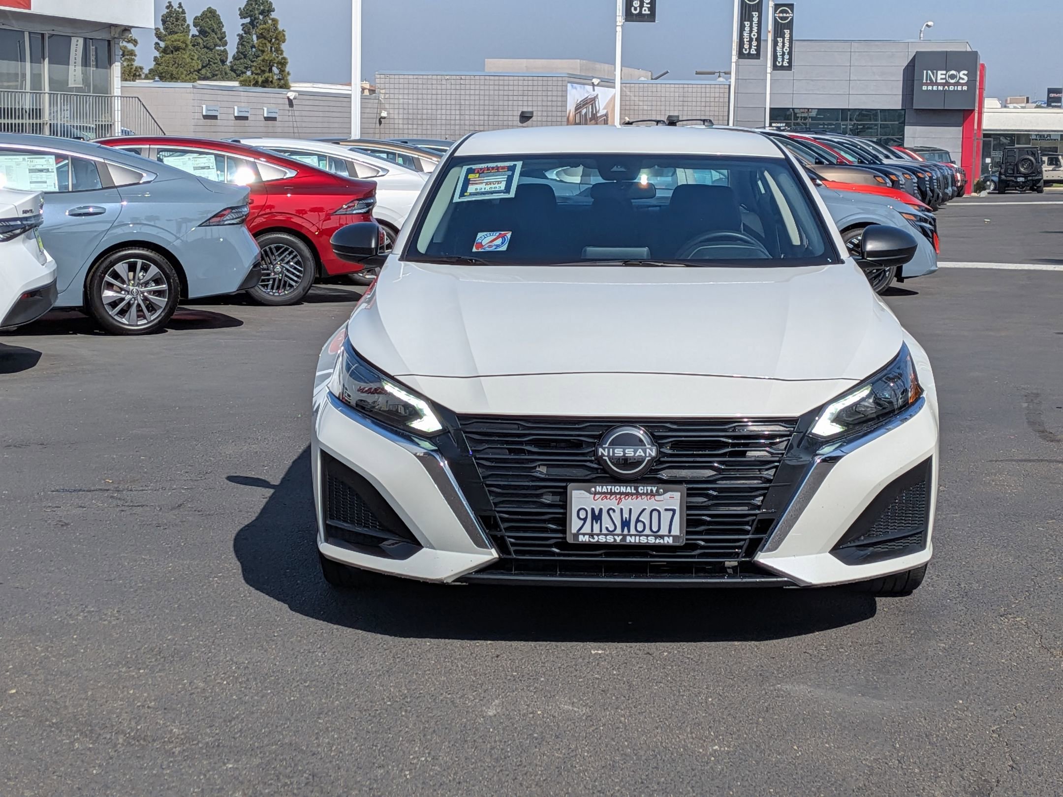 Used 2024 Nissan Altima 2.5 SV image 4