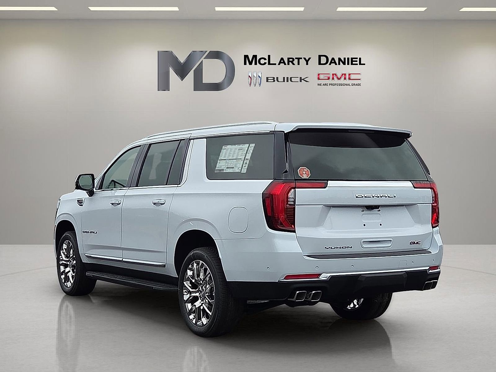 New 2026 GMC Yukon XL Denali image 4
