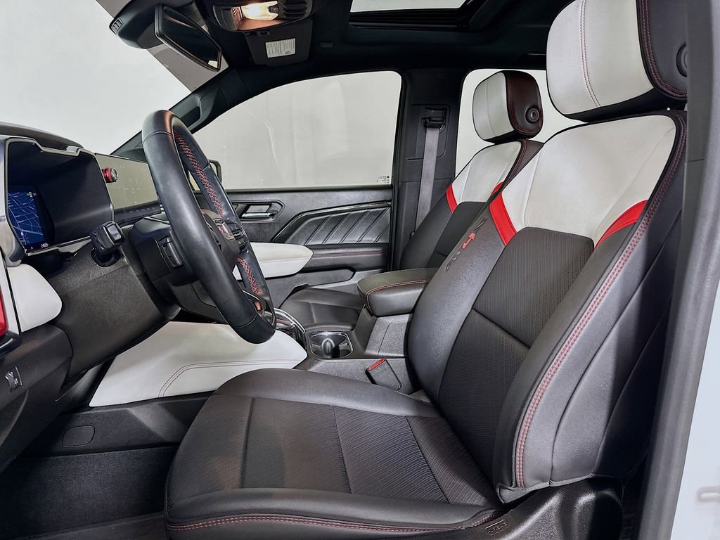 Used 2024 GMC Canyon AT4X image 8