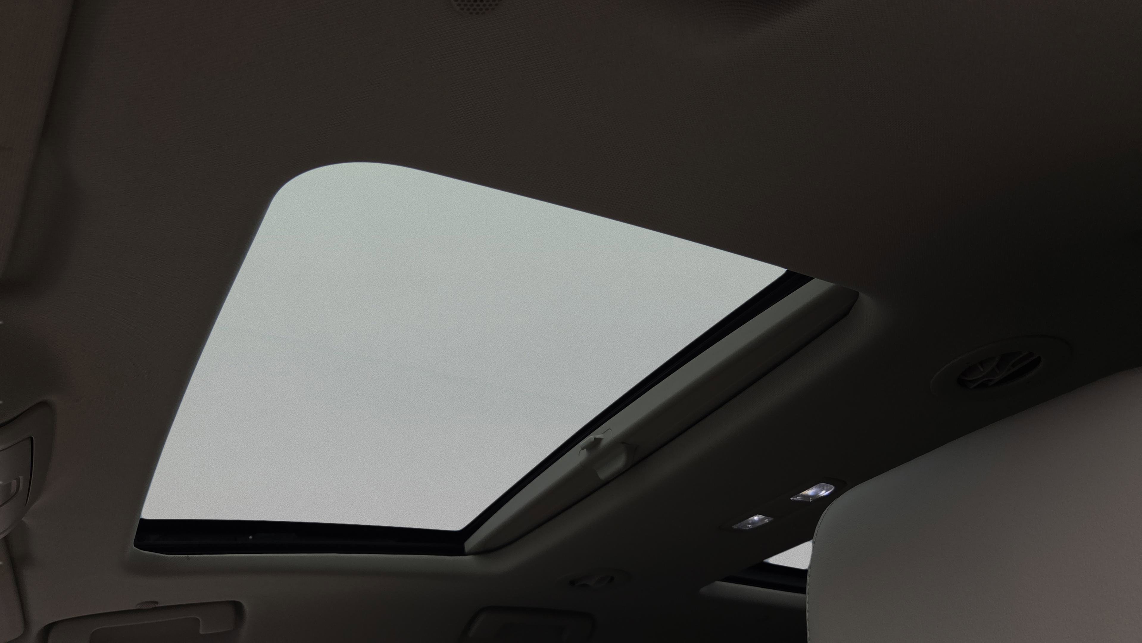 Used 2019 Buick Enclave Essence image 13