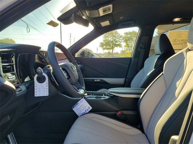 New 2026 Lexus TX 500h AWD image 15