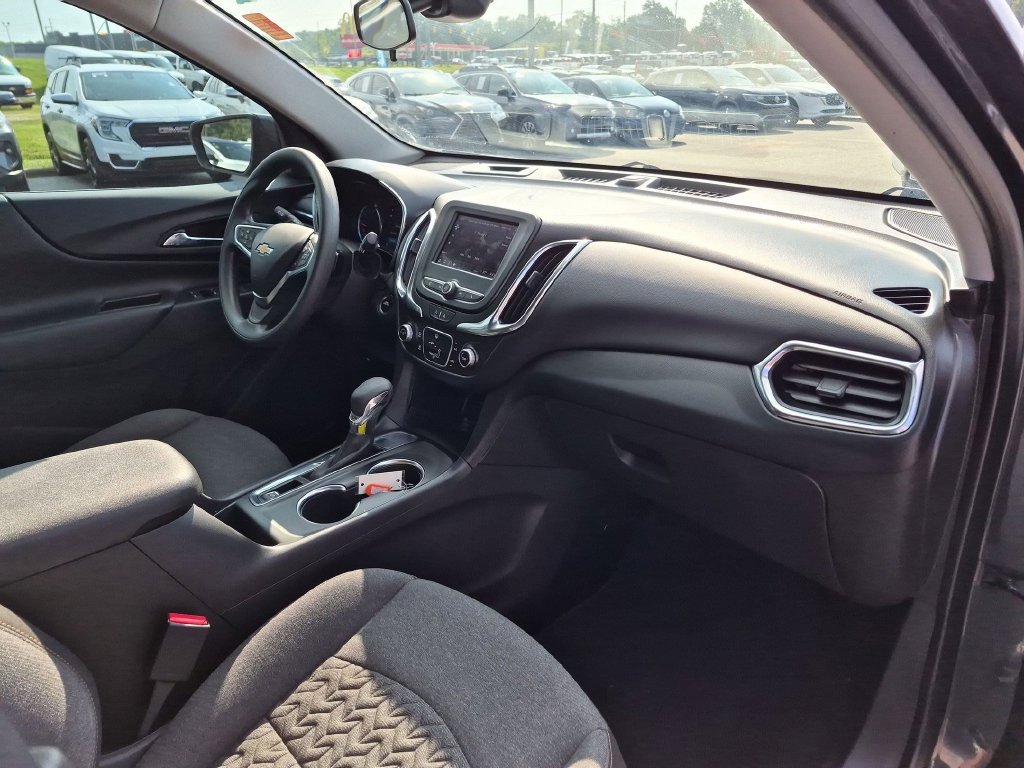 Used 2023 Chevrolet Equinox LT FWD image 36
