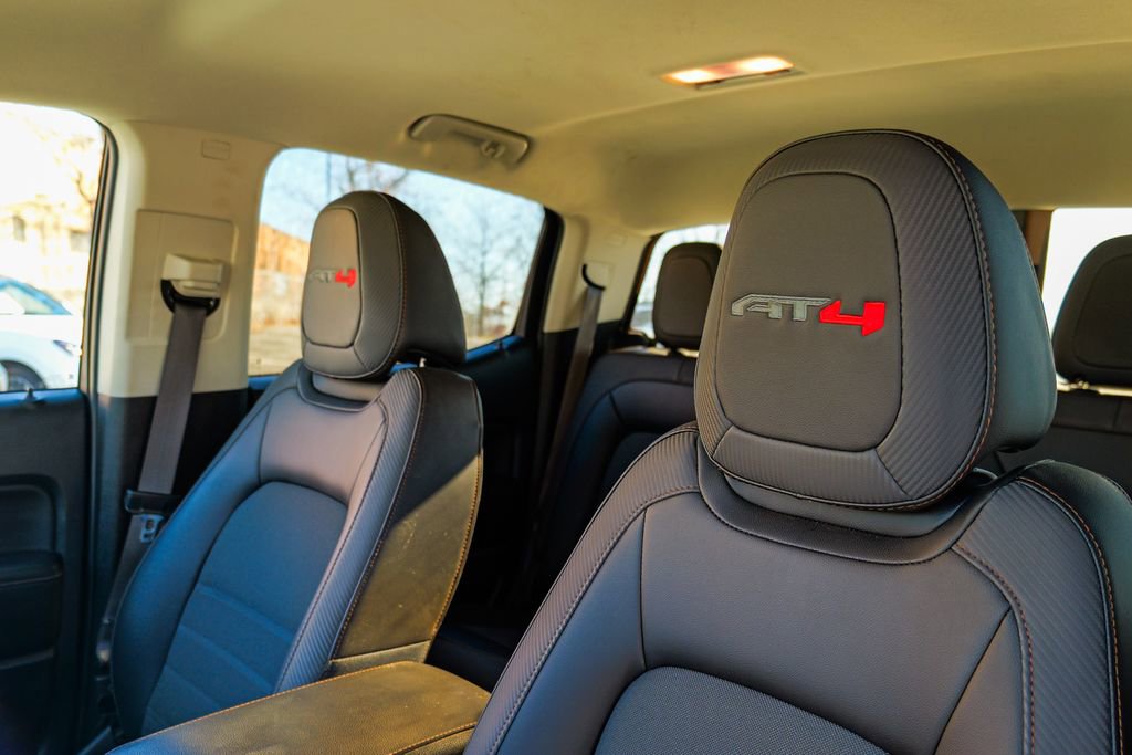 Used 2022 GMC Canyon AT4 image 22