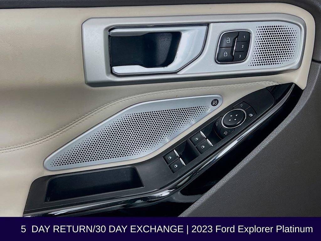 Used 2023 Ford Explorer Platinum w/ Technology Package AWD/4WD image 24