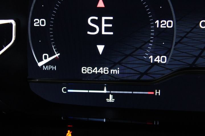 Used 2023 GMC Yukon Denali Ultimate image 6