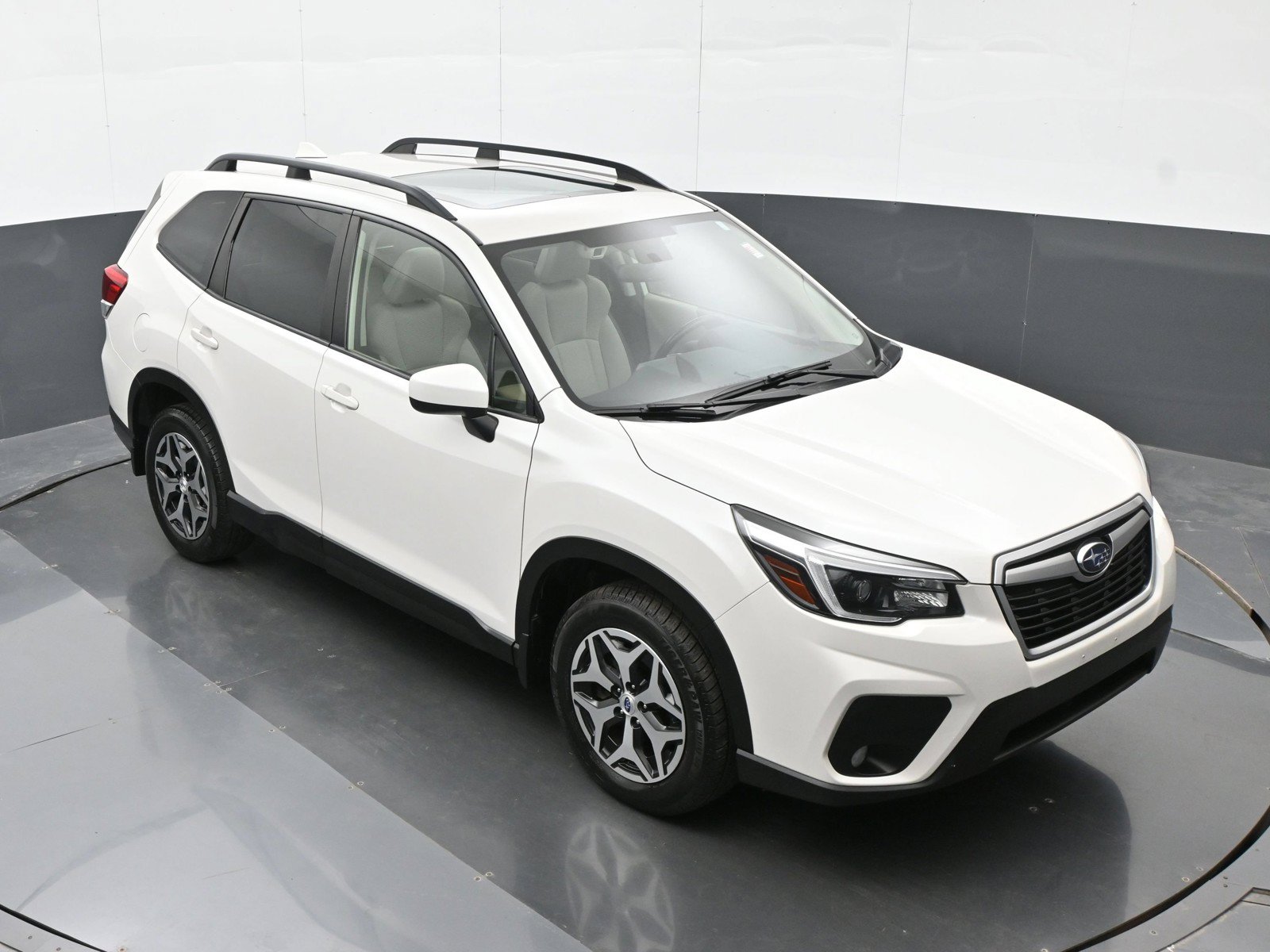 Used 2021 Subaru Forester Premium AWD/4WD image 31