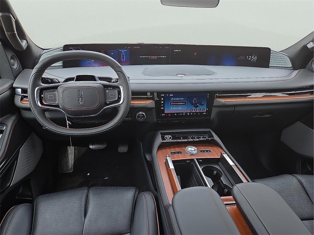 New 2026 Lincoln Navigator L Black Label image 9