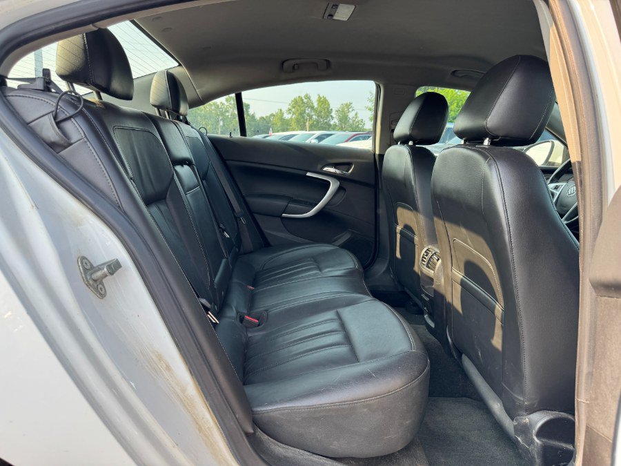 Used 2013 Buick Regal Premium FWD image 17