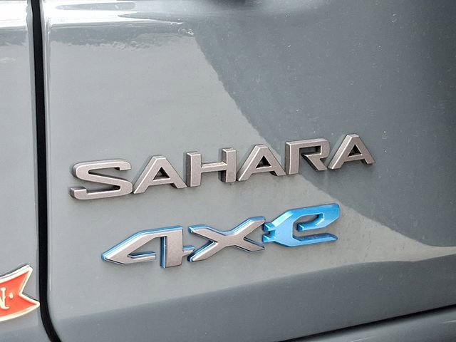 Used 2025 Jeep Wrangler Unlimited Sahara w/ Safety Group image 30