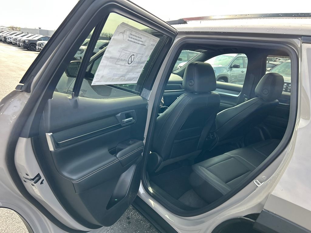 New 2026 GMC Terrain Elevation w/ Elevation Premium Package AWD/4WD image 34