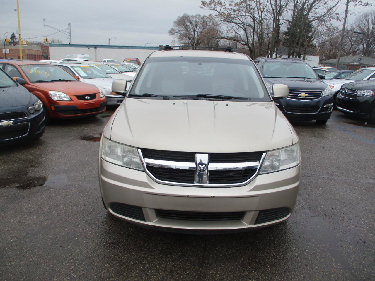 Used 2009 Dodge Journey SXT w/ Rear Seat Video Group I FWD image 3
