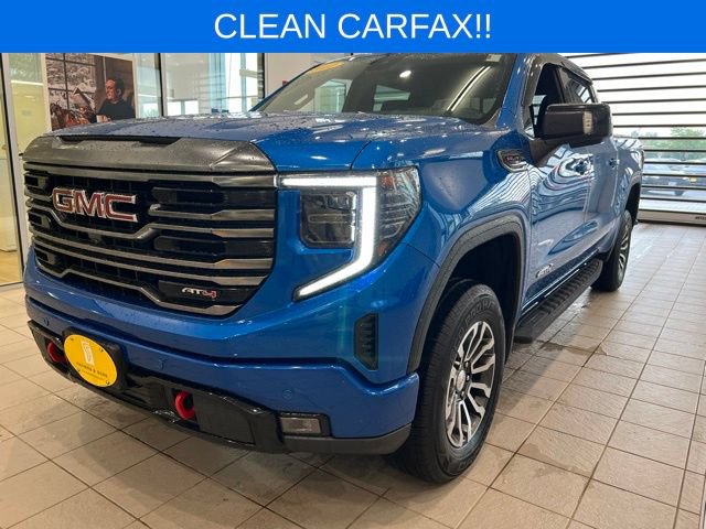Used 2022 GMC Sierra 1500 AT4 w/ AT4 Premium Package AWD/4WD image 3