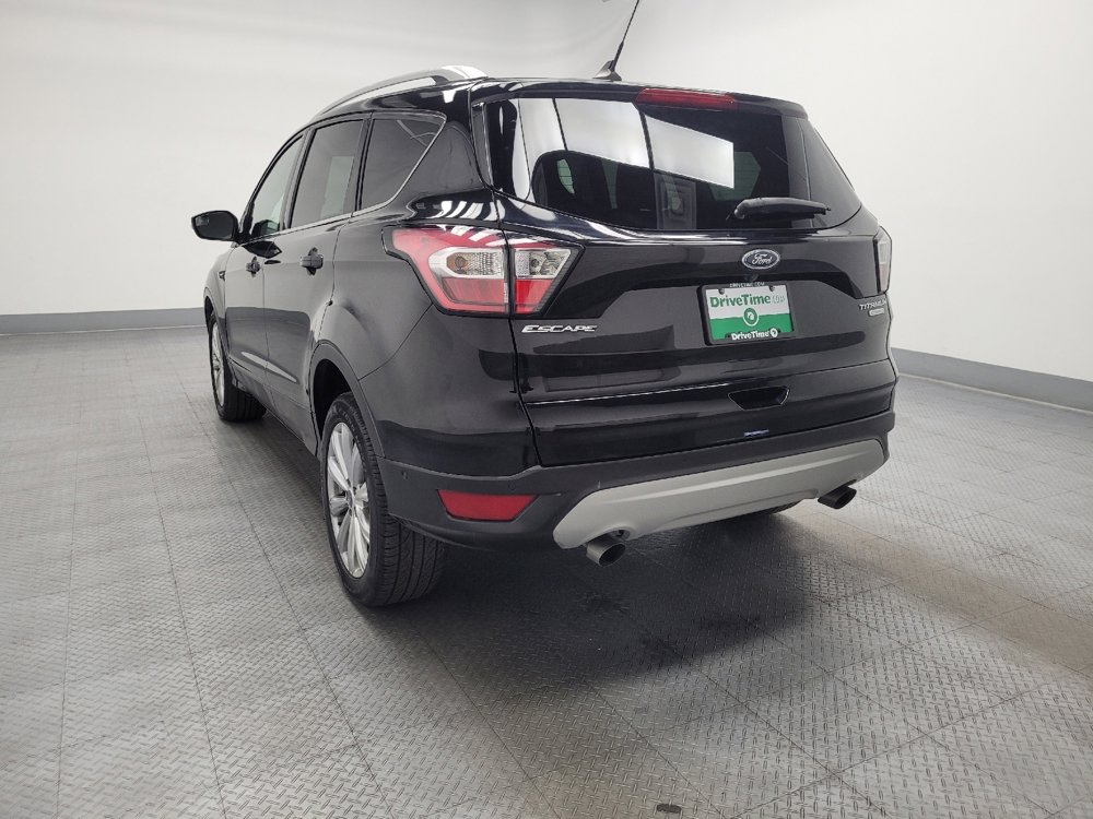 Used 2018 Ford Escape Titanium image 5