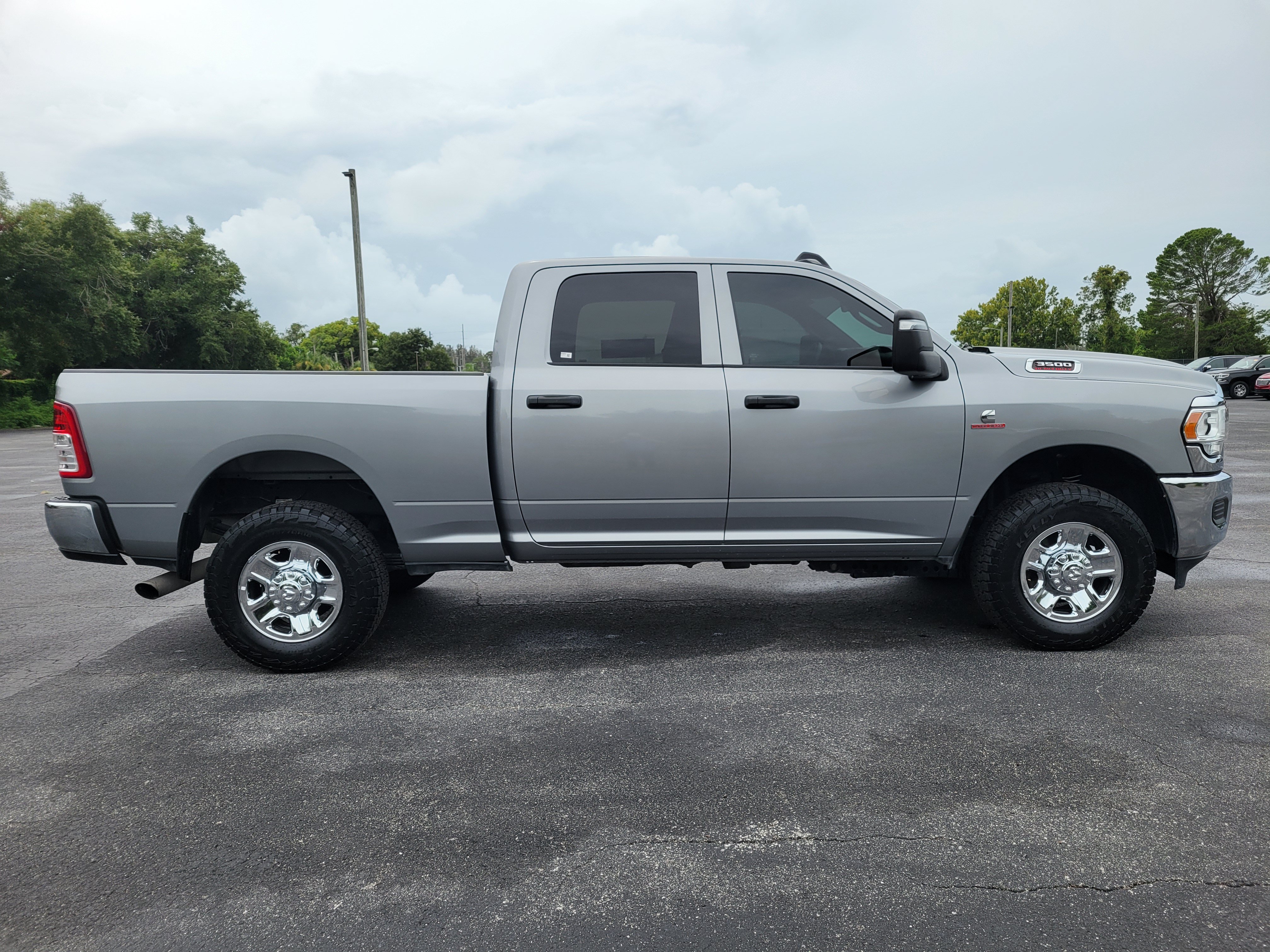 Used 2023 RAM 3500 Tradesman AWD/4WD image 4