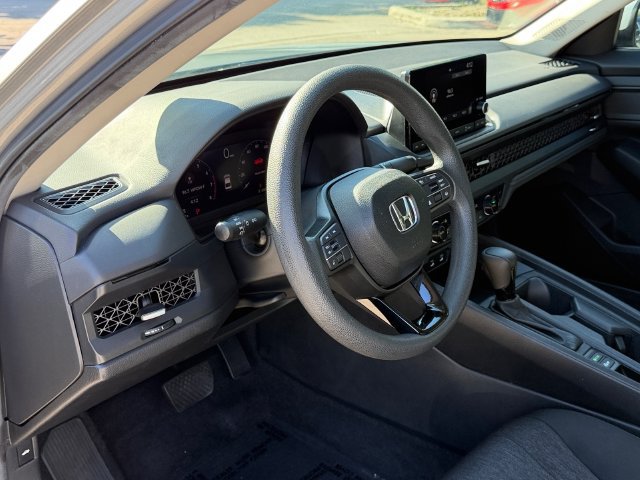 Used 2024 Honda Accord EX image 11