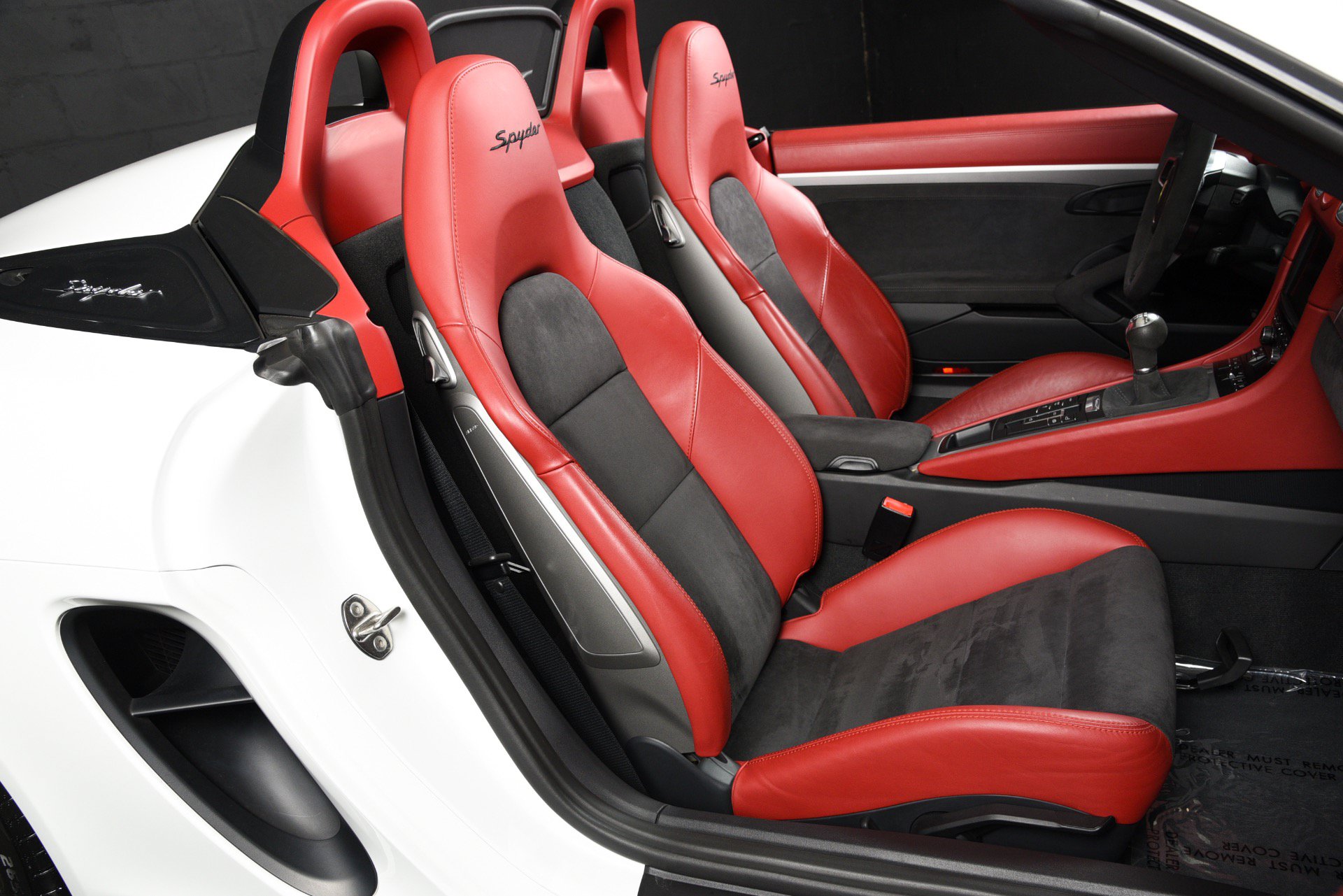 Used 2016 Porsche Boxster Spyder RWD image 7