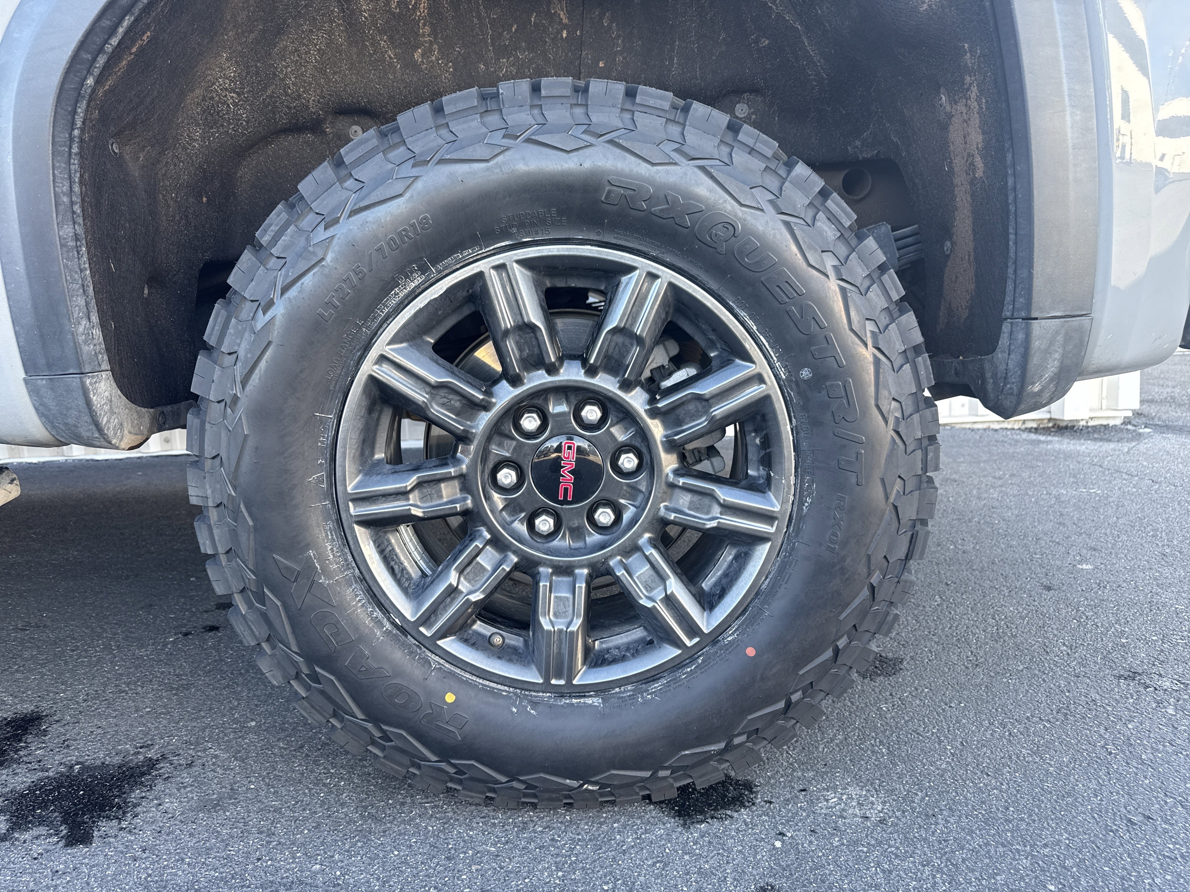 Used 2024 GMC Sierra 1500 AT4X image 3