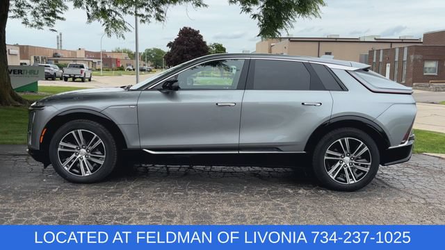 Used 2024 Cadillac Lyriq Luxury AWD/4WD image 5