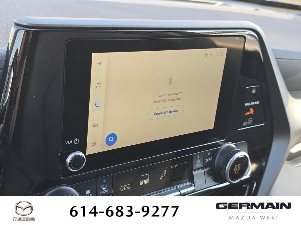 Used 2023 Toyota Highlander LE FWD image 30