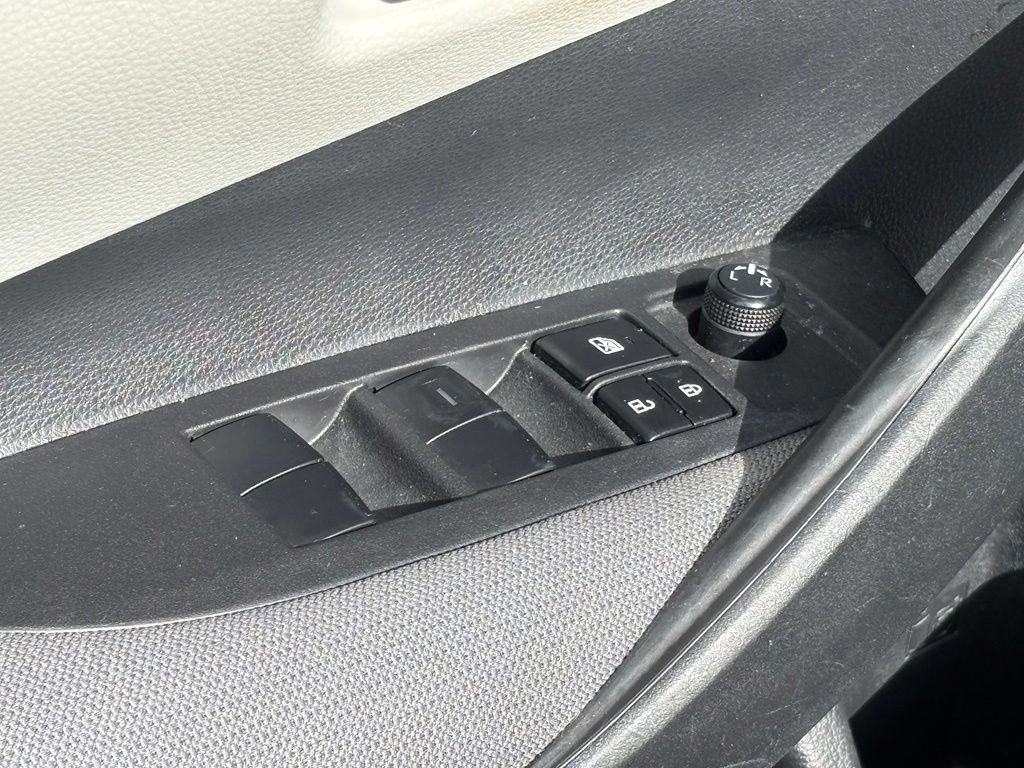 Used 2023 Toyota Corolla LE FWD image 25