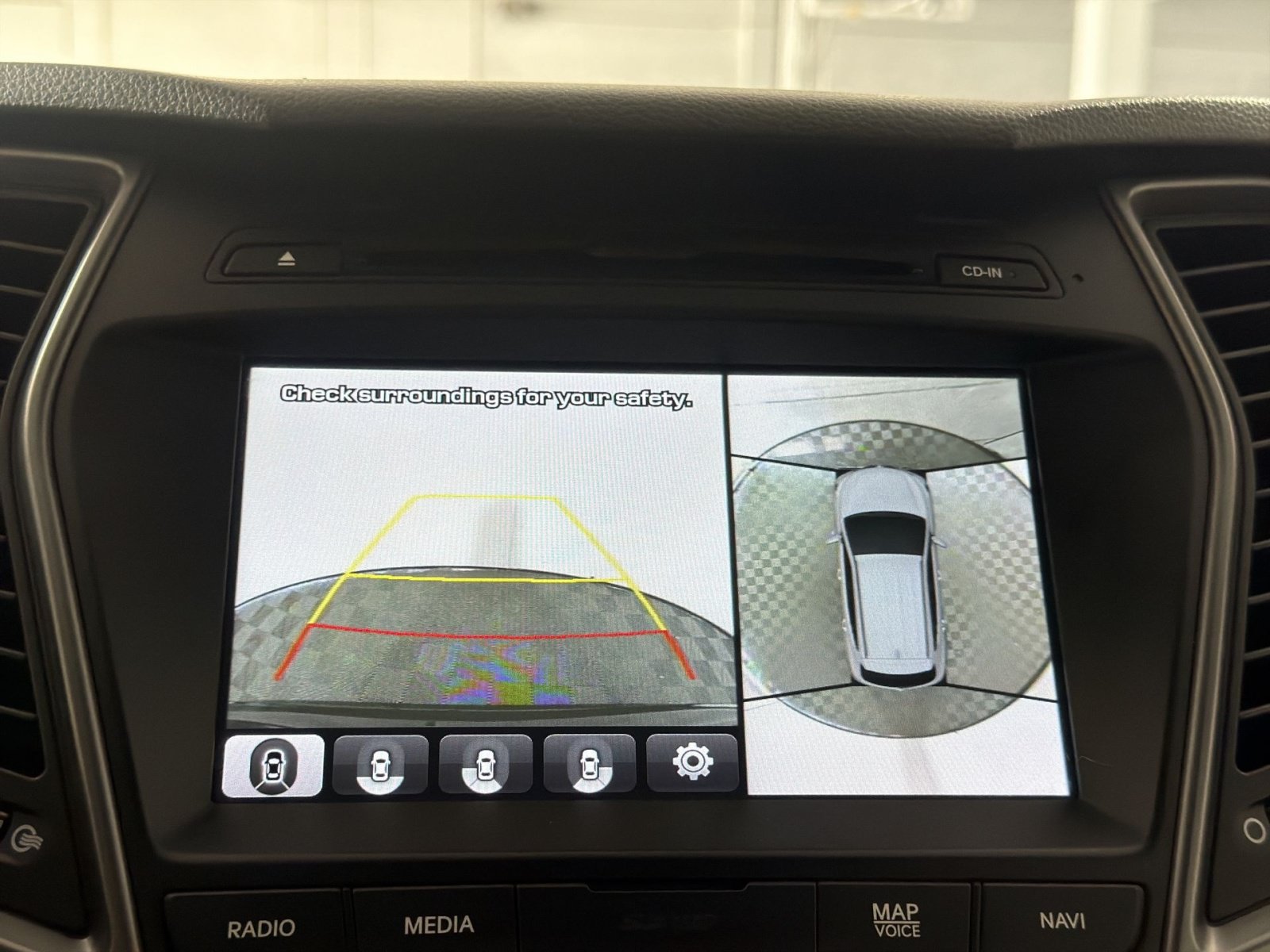 Used 2017 Hyundai Santa Fe Sport w/ 2.4L Tech Package 04 AWD/4WD image 19