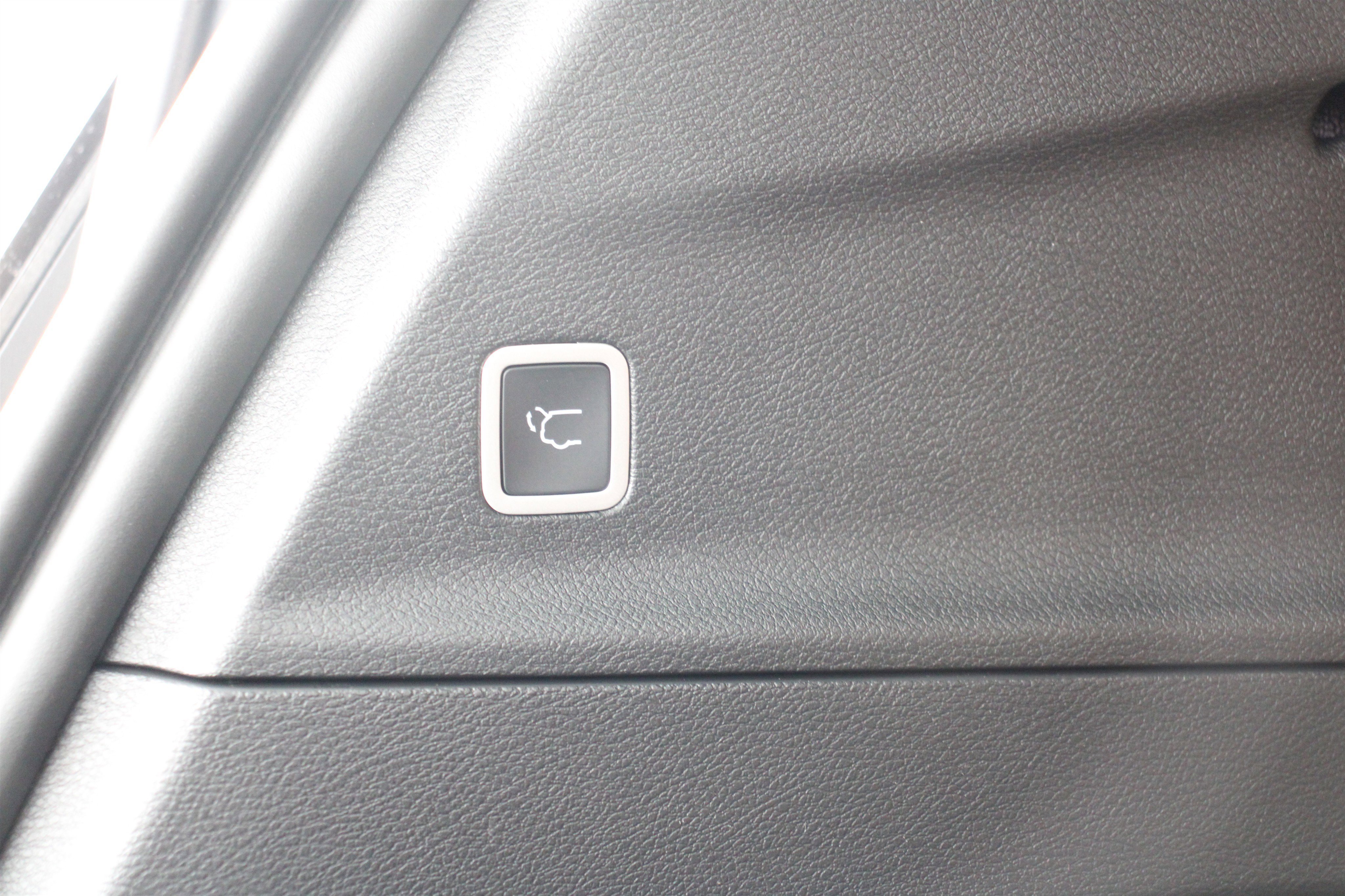 New 2026 Chrysler Pacifica Pinnacle image 28