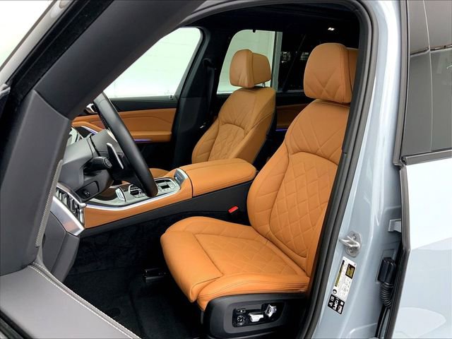 Used 2025 BMW X5 M60i image 25
