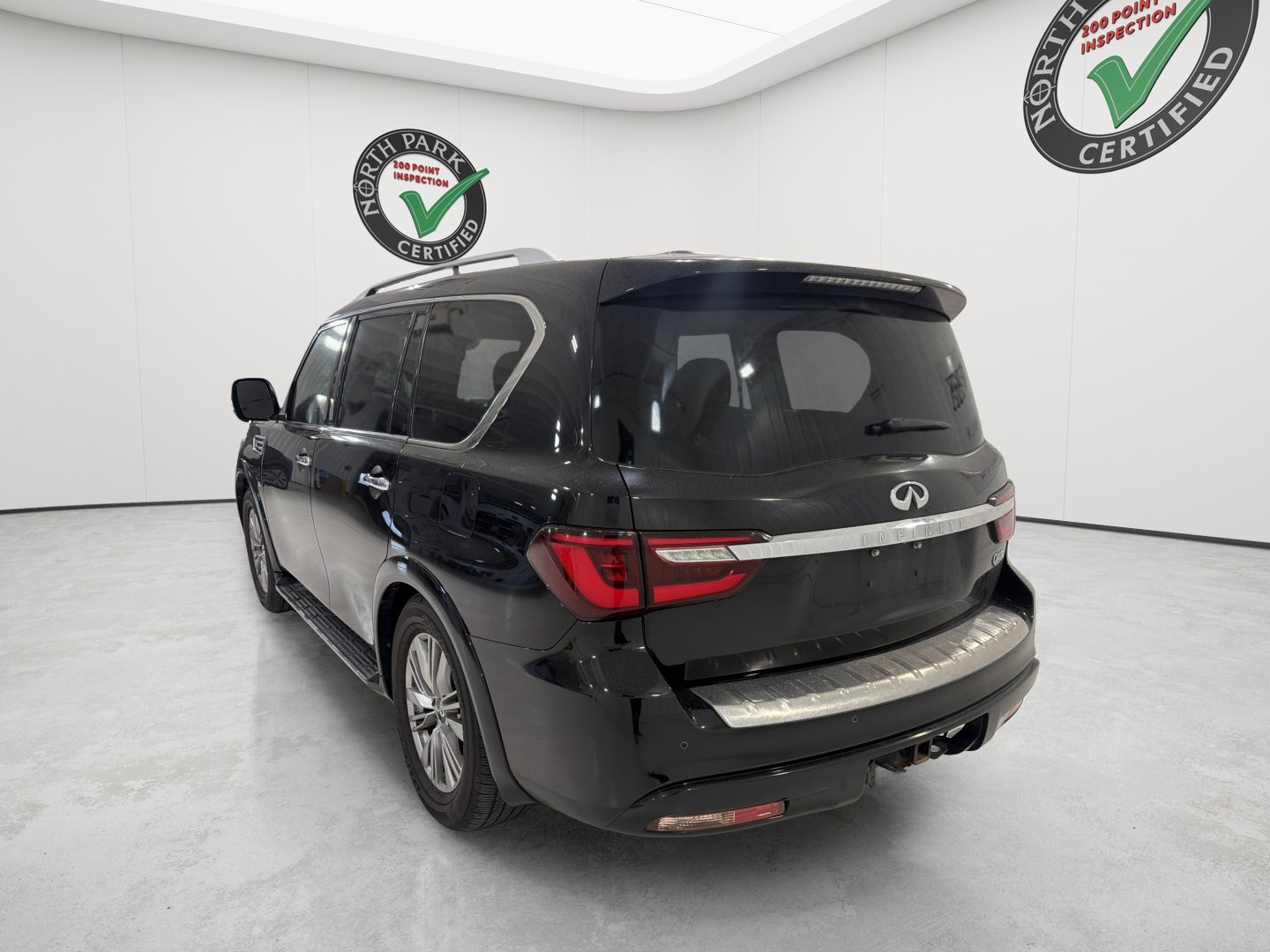 Used 2020 INFINITI QX80 Luxe w/ Proassist Package RWD image 3