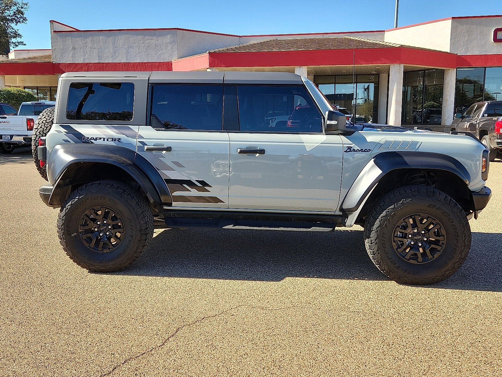 Used 2023 Ford Bronco Raptor image 5