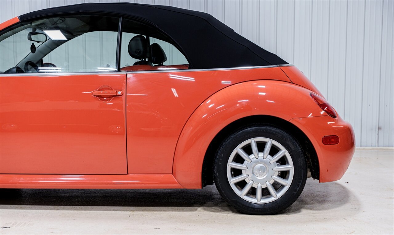 Used 2004 Volkswagen Beetle GLS FWD image 4