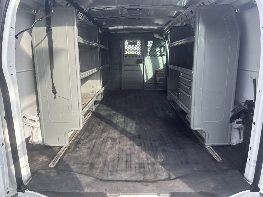 Used 2021 GMC Savana 2500 Extended w/ Driver Convenience Package image 25