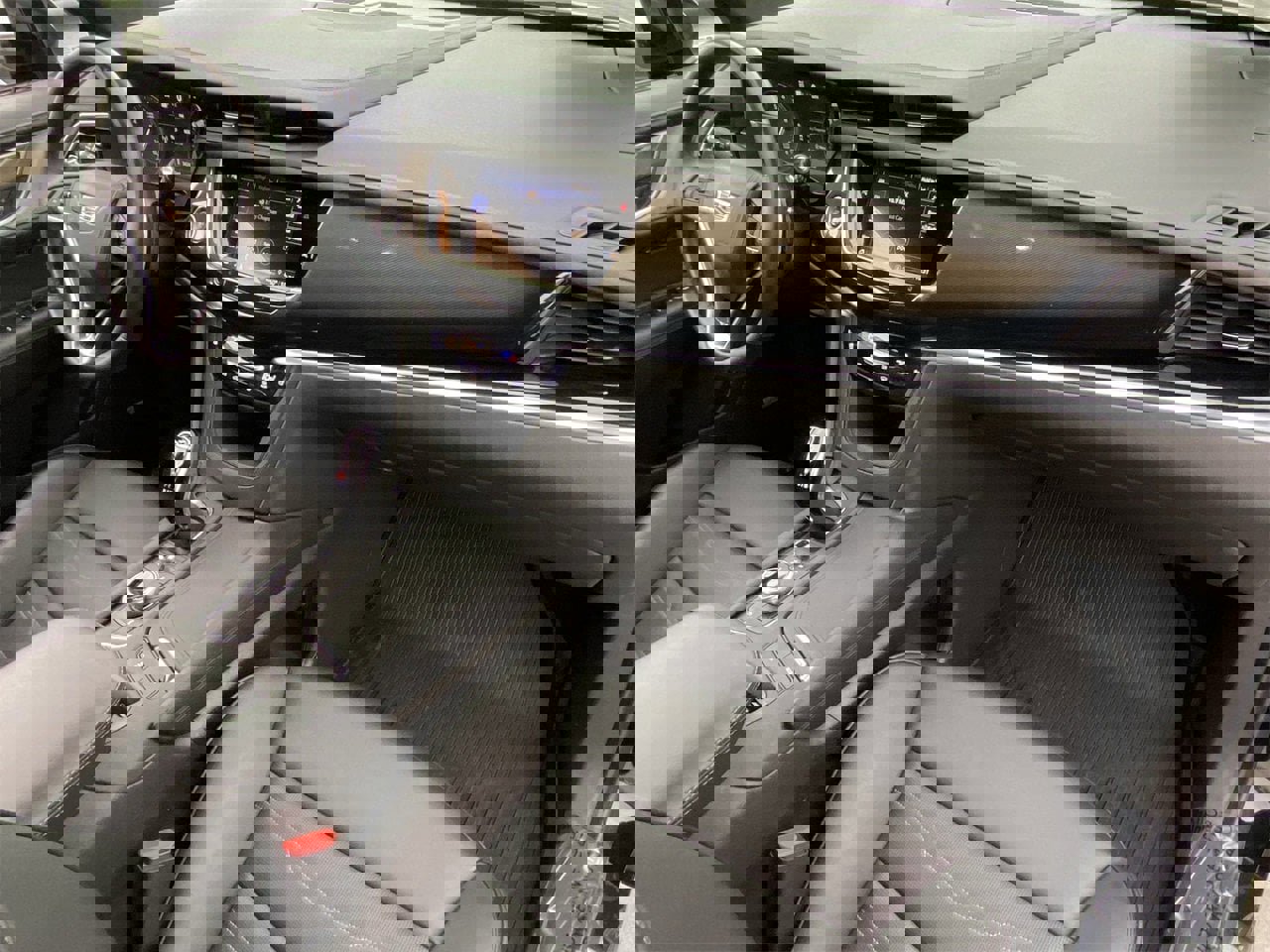 Certified 2024 Cadillac XT6 Sport w/ Platinum Package image 13