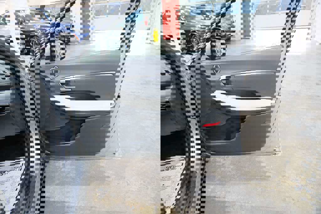 Used 2025 Hyundai Sonata SEL image 32