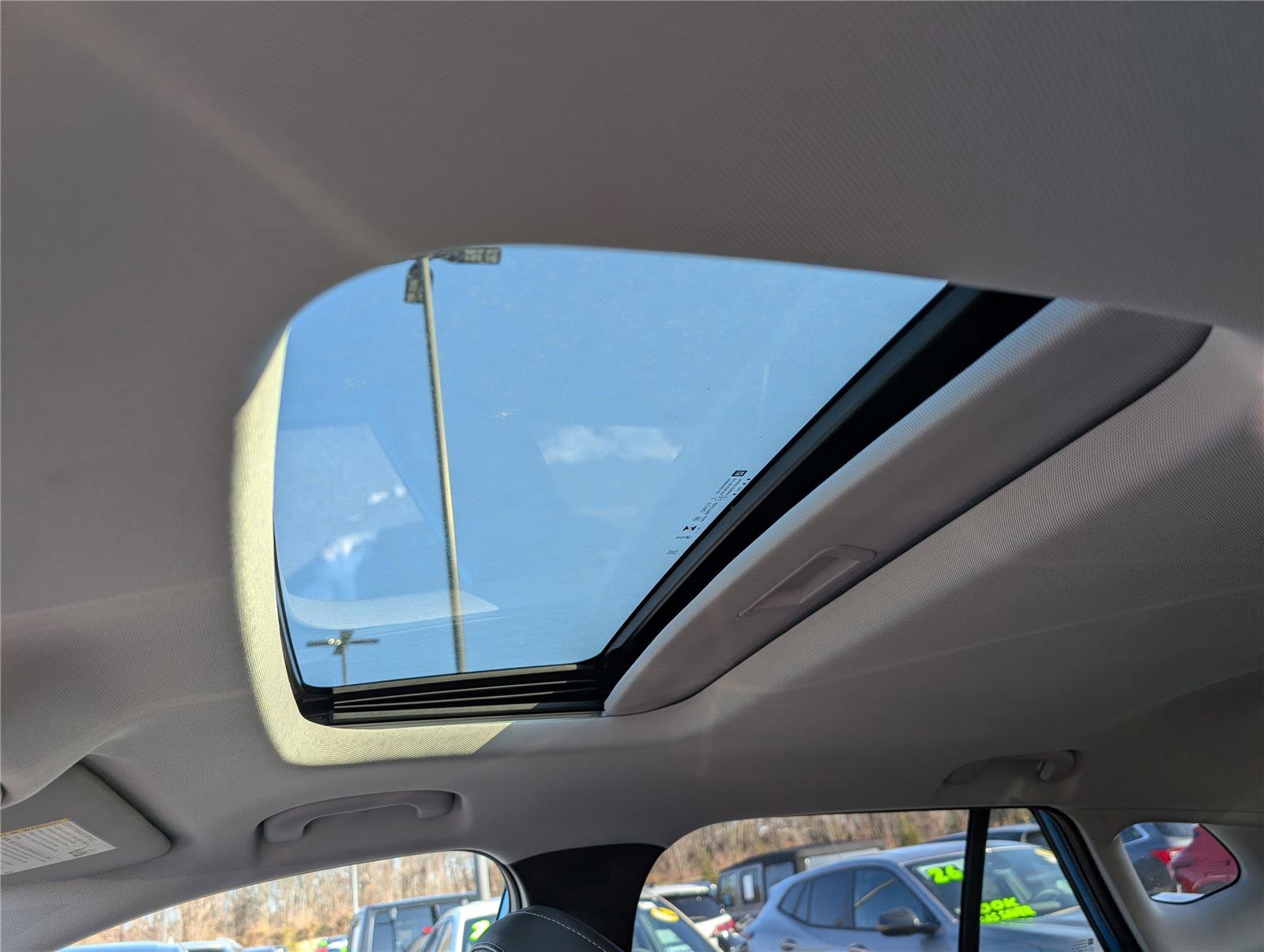 New 2026 Chevrolet Trax LT w/ Sunroof Package image 14