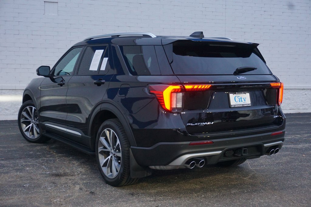 Used 2025 Ford Explorer Platinum w/ Ultimate Package image 7