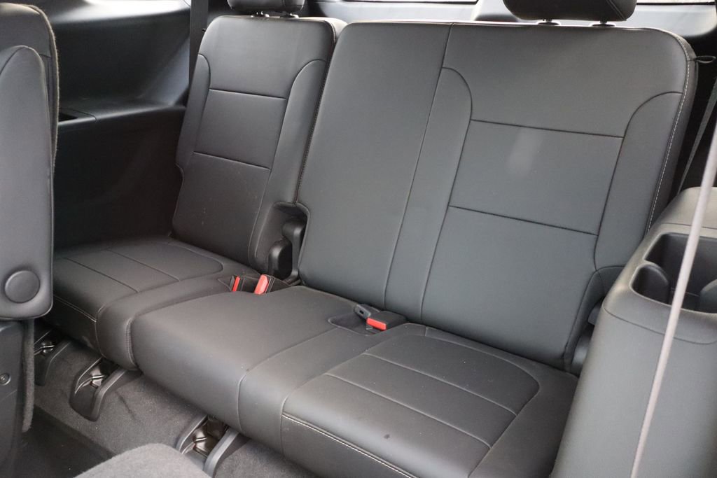 Used 2023 Chevrolet Traverse LT w/ LT Premium Package image 49
