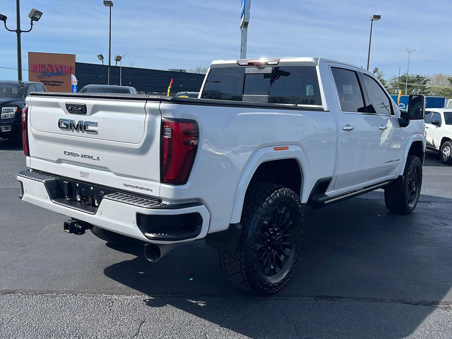 Used 2024 GMC Sierra 2500 Denali Ultimate w/ Max Trailering Package image 5