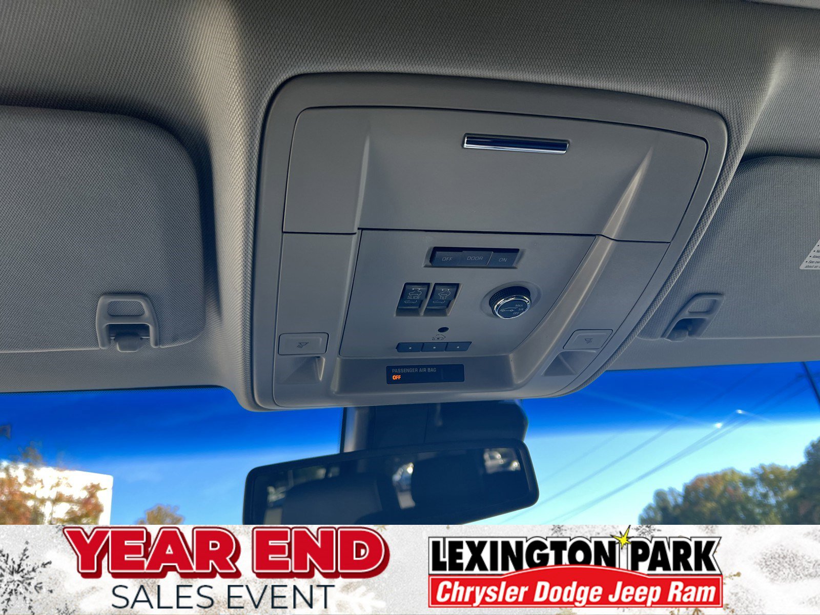 Used 2017 Chevrolet Tahoe Premier image 33