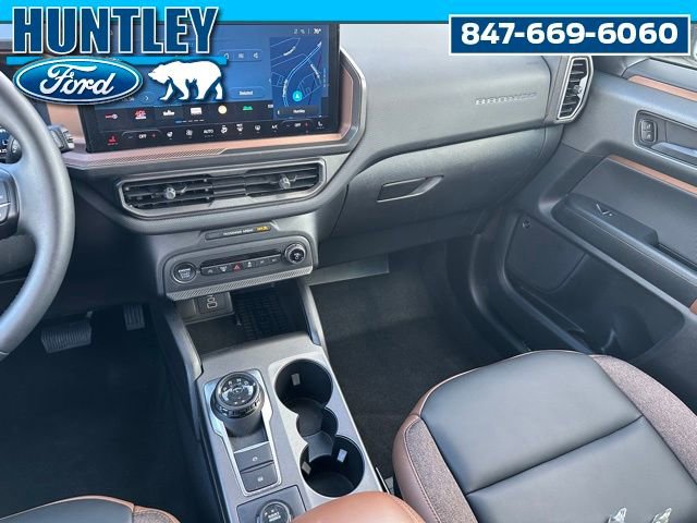 Used 2025 Ford Bronco Sport Outer Banks w/ Outer Banks Tech Package+ AWD/4WD image 14