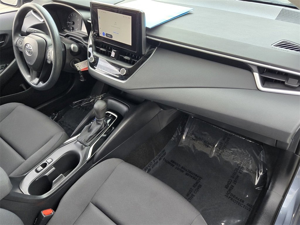 Used 2023 Toyota Corolla LE image 19