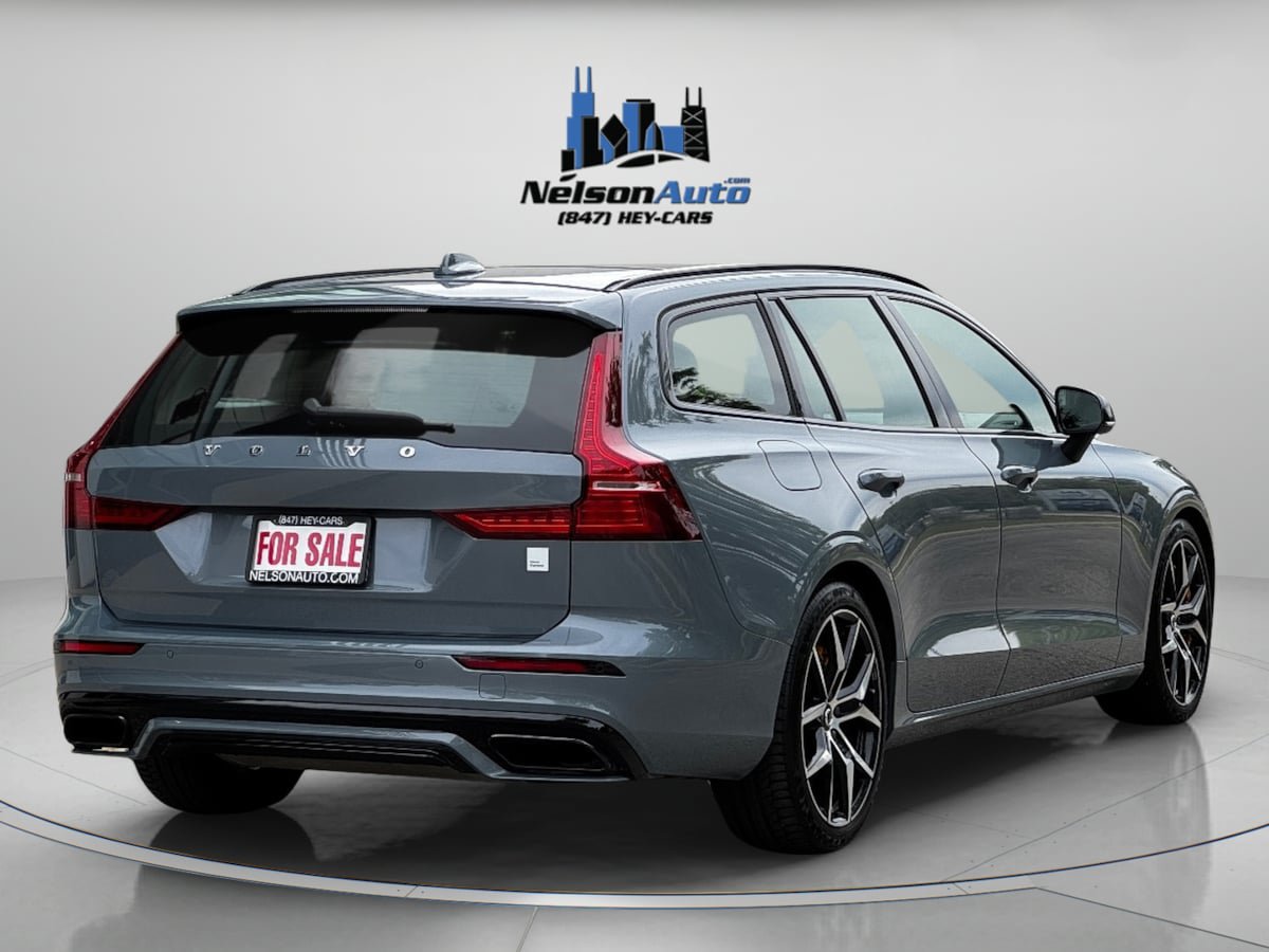 Used 2022 Volvo V60 T8 Polestar AWD/4WD image 4