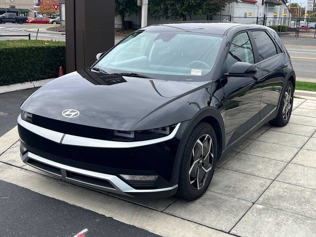 Certified 2023 Hyundai Ioniq 5 SE AWD/4WD image 5