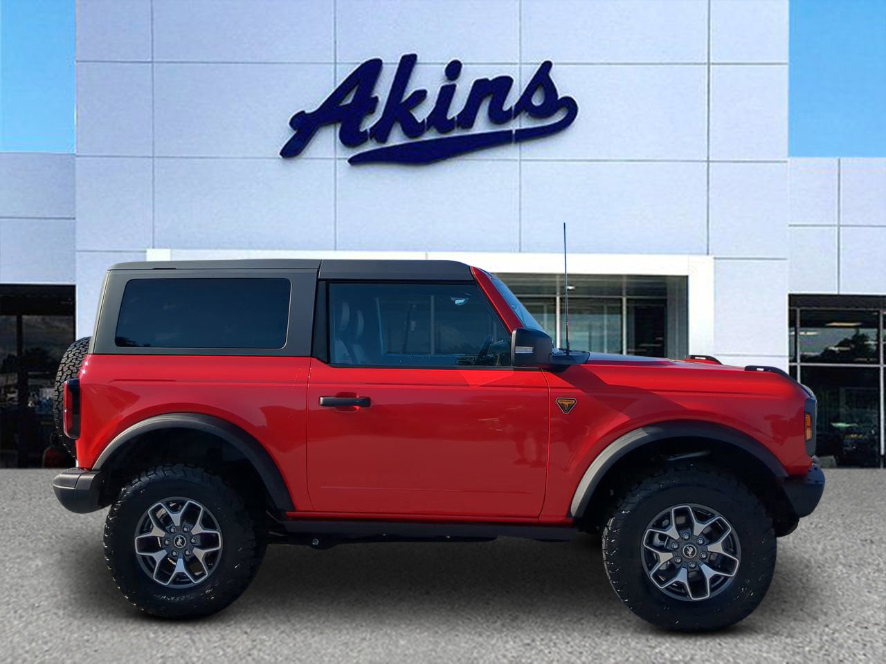 Certified 2023 Ford Bronco Badlands image 1