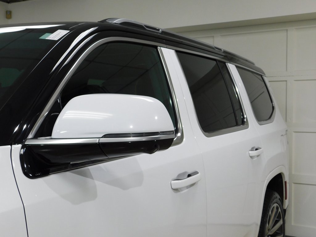 Used 2022 Jeep Grand Wagoneer Series II w/ Convenience Group III image 19